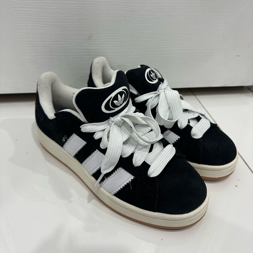 Adidas campus 00’s